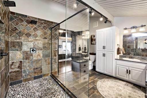 8630 215th St N - Web Quality - 022 - 16 Primary Bathroom.jpg