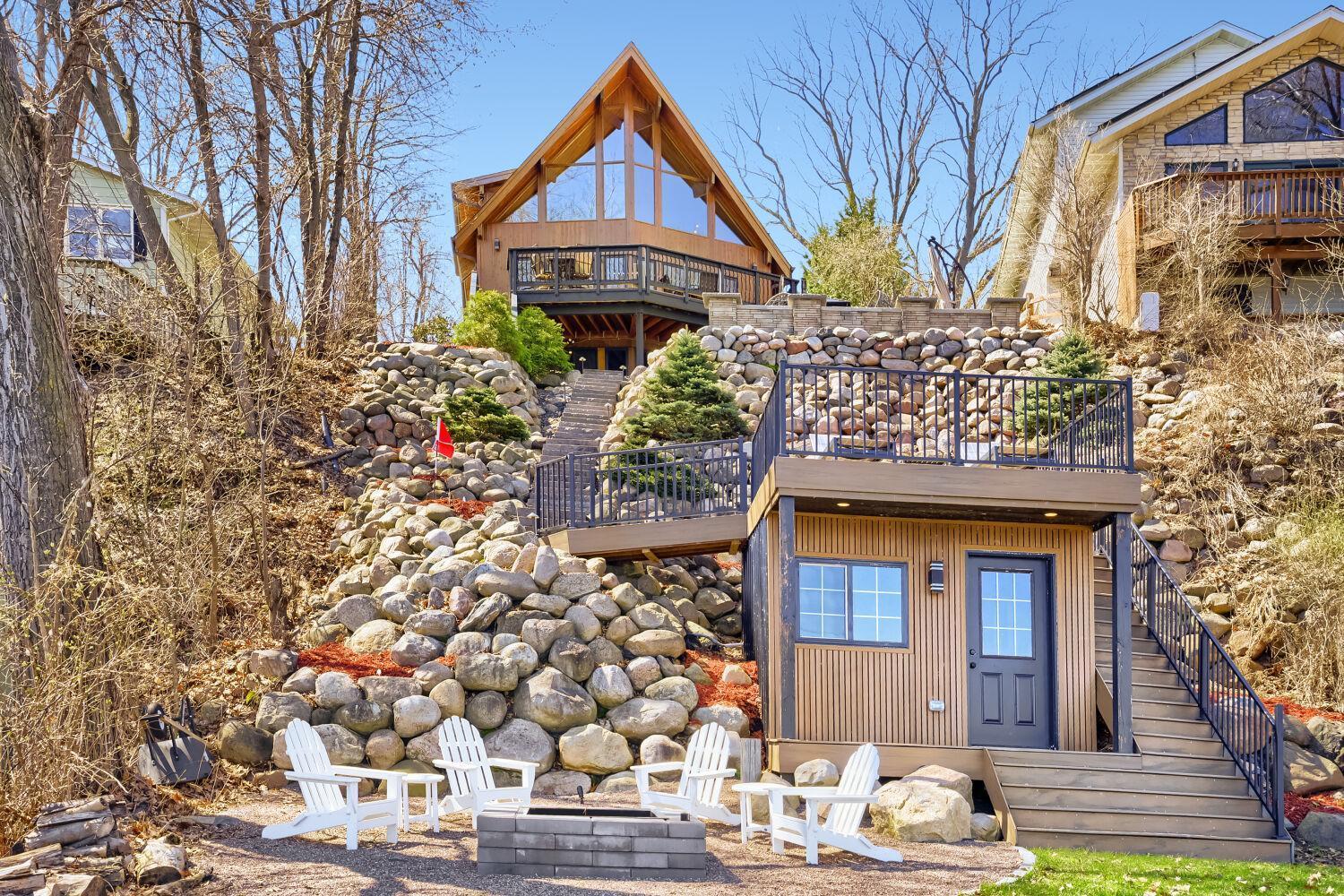 8630 215th St N - Web Quality - 034 - 28 Exterior Rear.jpg