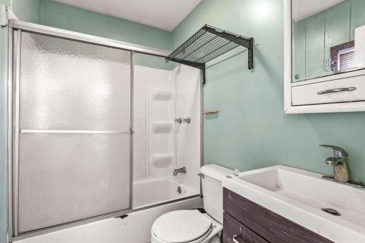 612 Bush Avenue, Saint Paul, MN 55130