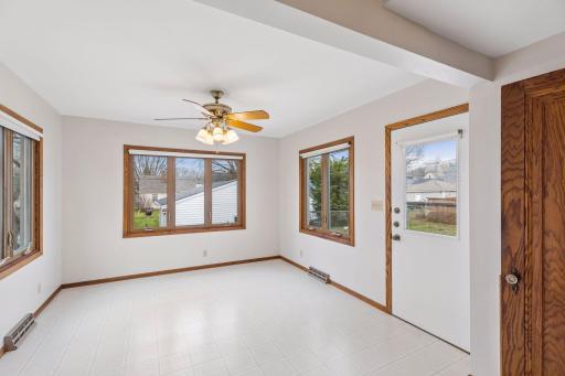 1935 Arlington Avenue E, Saint Paul, MN 55119