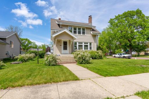619 2nd Avenue NE, Waseca, MN 56093