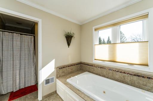 2112 Alice Lane SW, Rochester, MN 55902