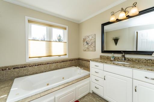 2112 Alice Lane SW, Rochester, MN 55902