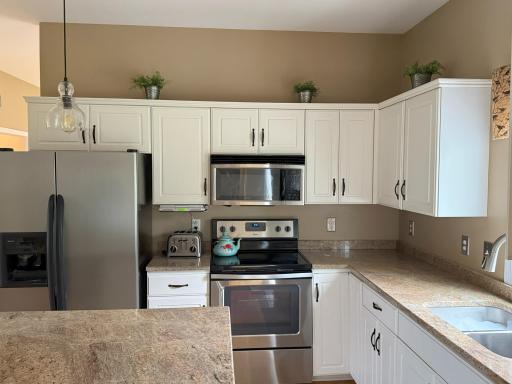 2112 Alice Lane SW, Rochester, MN 55902