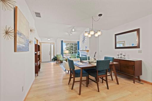 9949 Tamarack Cove, Saint Paul, MN 55125