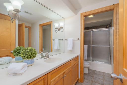 6301 Rowland Road, Eden Prairie, MN 55344