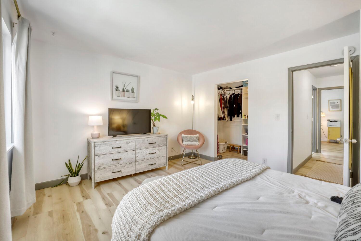 Second floor primary bedroom