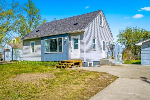 2 Park Drive W, Circle Pines, MN 55014