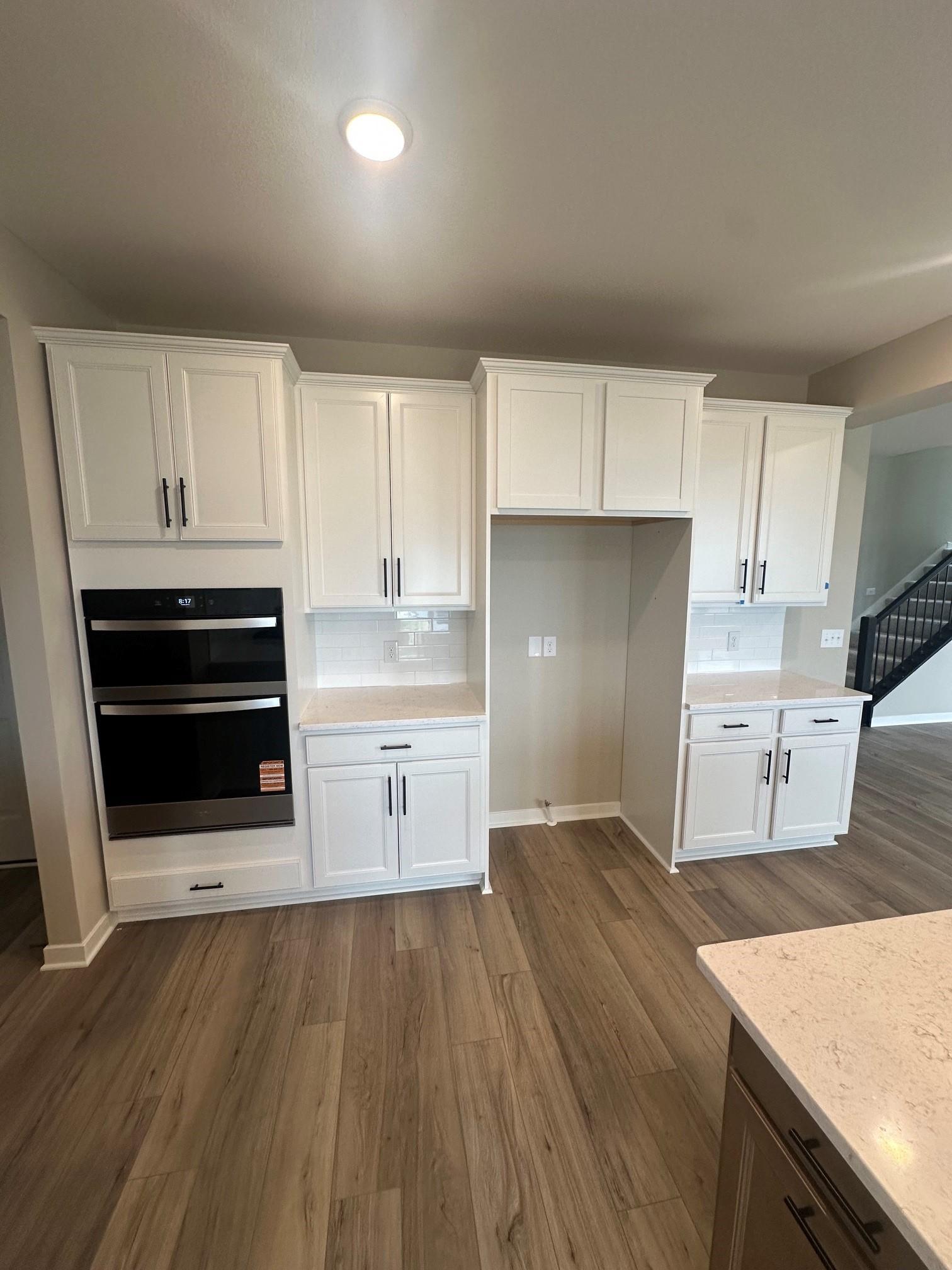 Lots of cabinet space.jpg