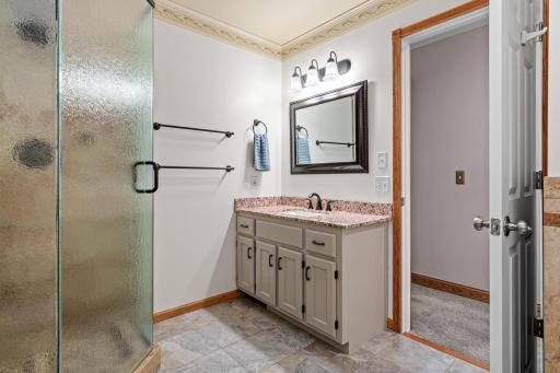 5712 Royal Oaks Drive, Saint Paul, MN 55126
