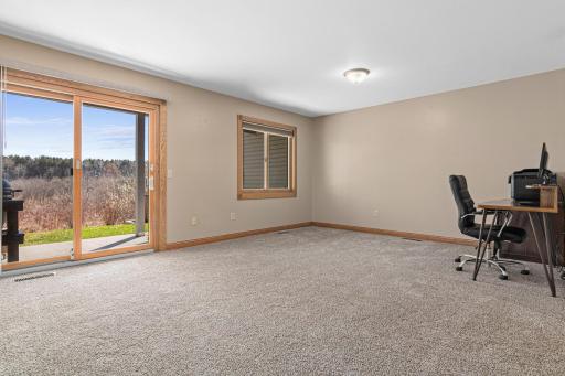 5712 Royal Oaks Drive, Saint Paul, MN 55126