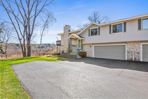 5712 Royal Oaks Drive, Saint Paul, MN 55126