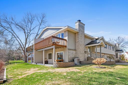 5712 Royal Oaks Drive, Saint Paul, MN 55126