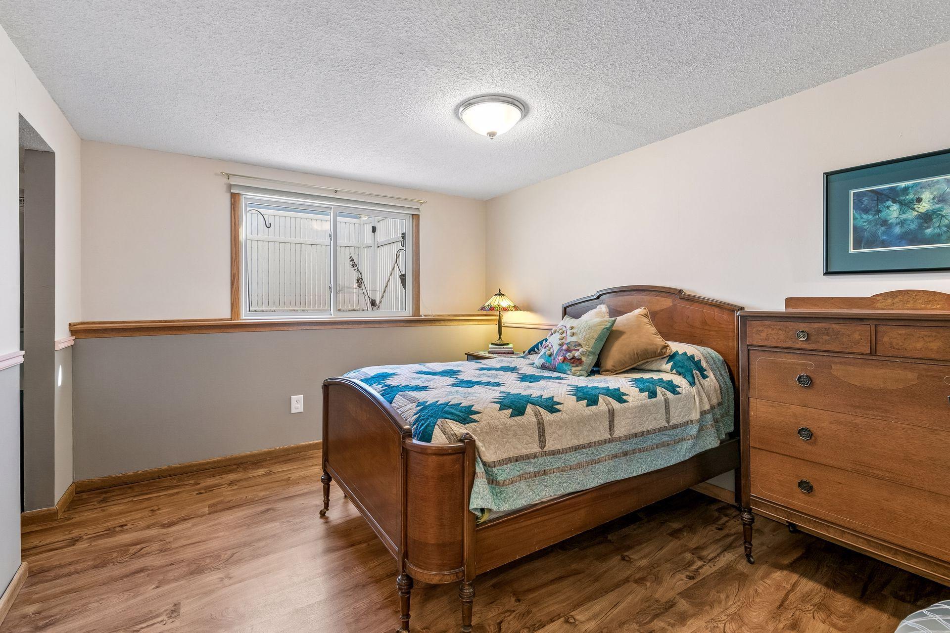 A good sized lower level bedroom that's 13 X 10!