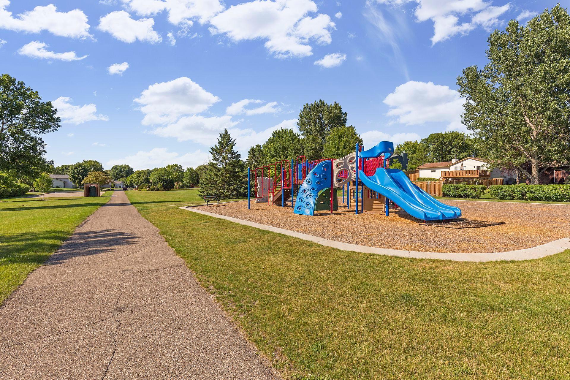 Wonderful walking trail and playground at neighboring Glendale Park!