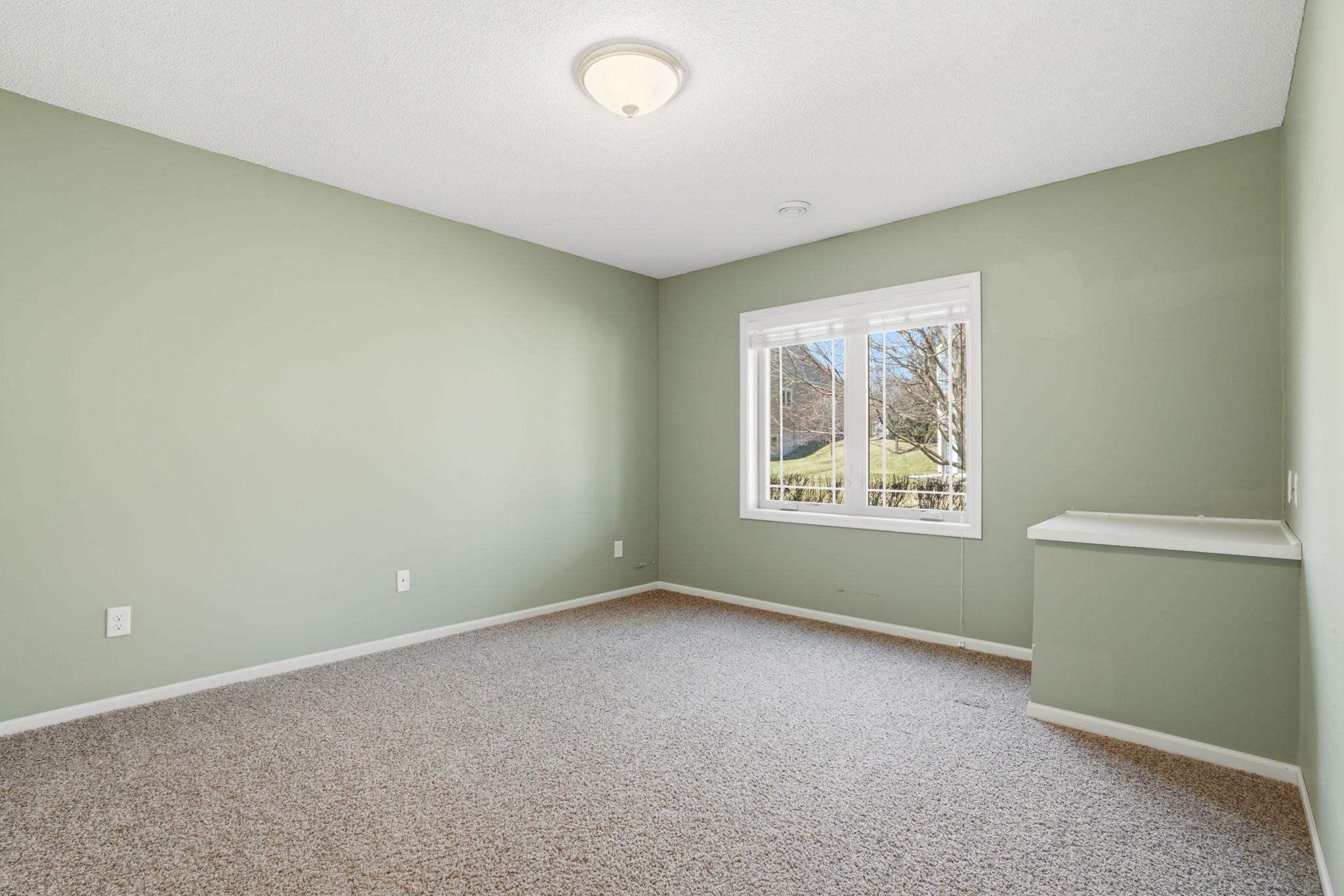 71-web-or-mls-6308 99th Ave N-71.jpg