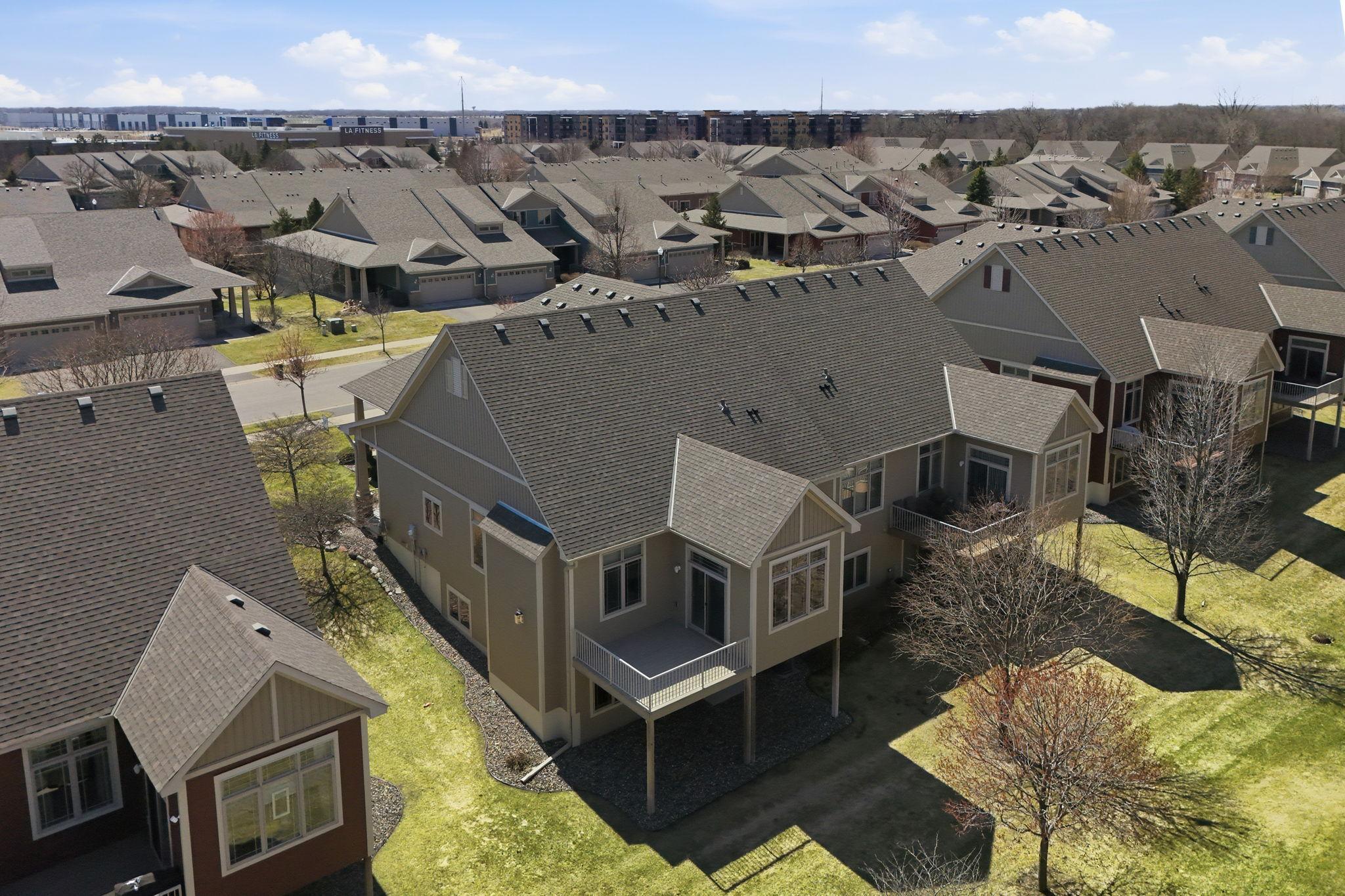 20-web-or-mls-6308 99th Ave N-20.jpg