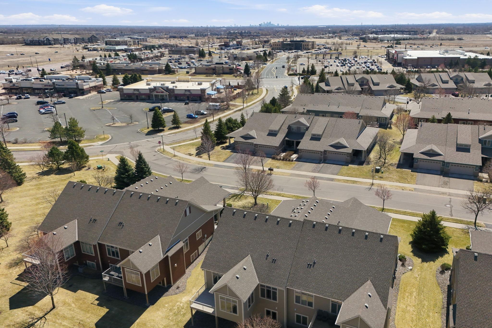 18-web-or-mls-6308 99th Ave N-18.jpg