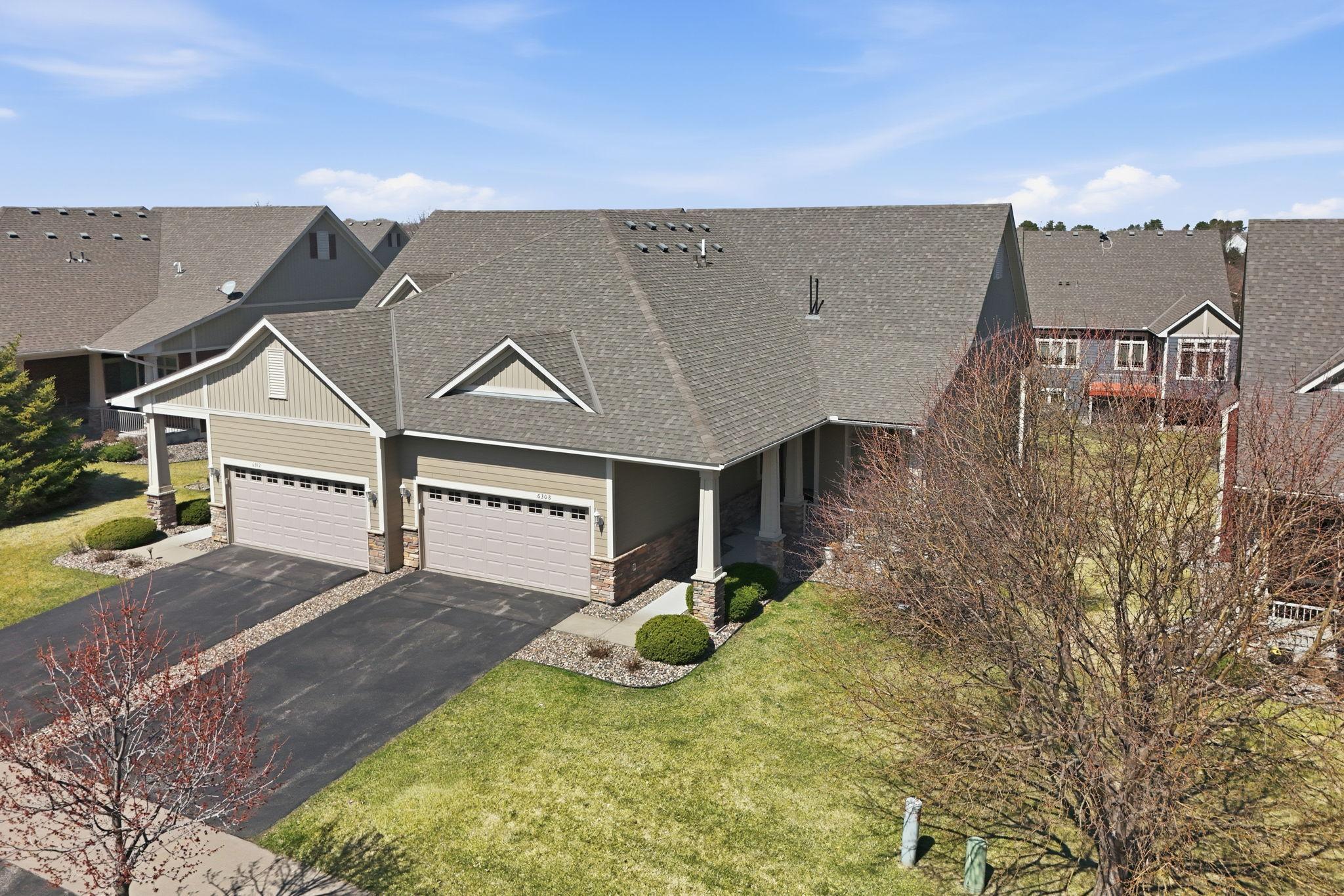 15-web-or-mls-6308 99th Ave N-15.jpg