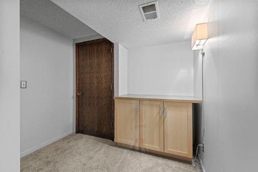 10302 toledo circle - 142.jpg