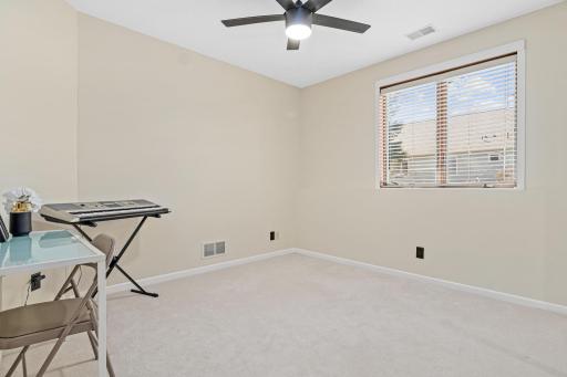 2710 Red Splendor Circle E, Saint Paul, MN 55119