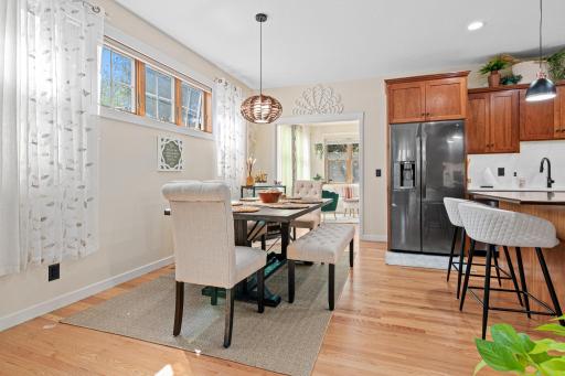 2710 Red Splendor Circle E, Saint Paul, MN 55119