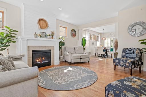 2710 Red Splendor Circle E, Saint Paul, MN 55119