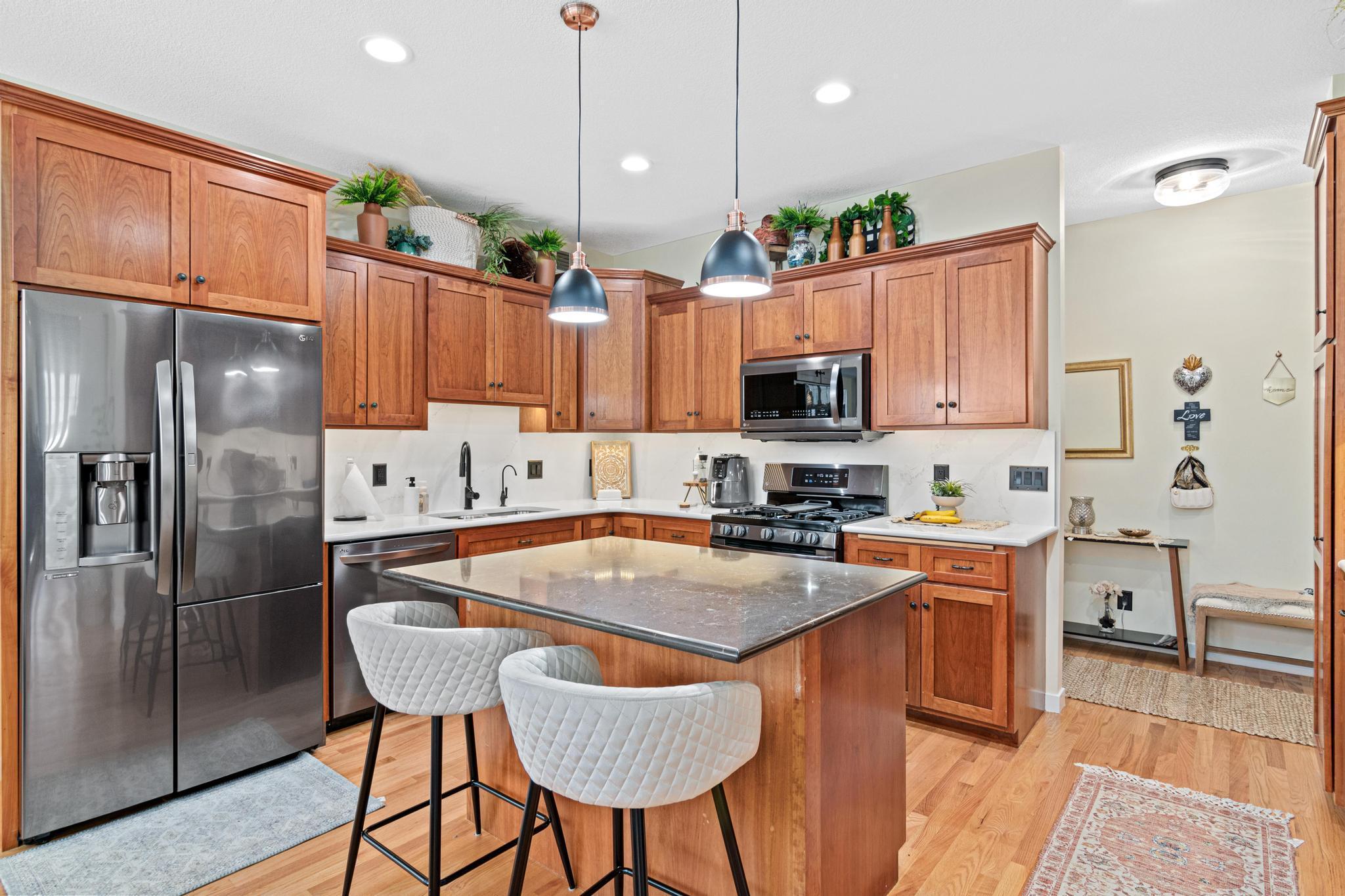 2710 Red Splendor Circle-13.jpg