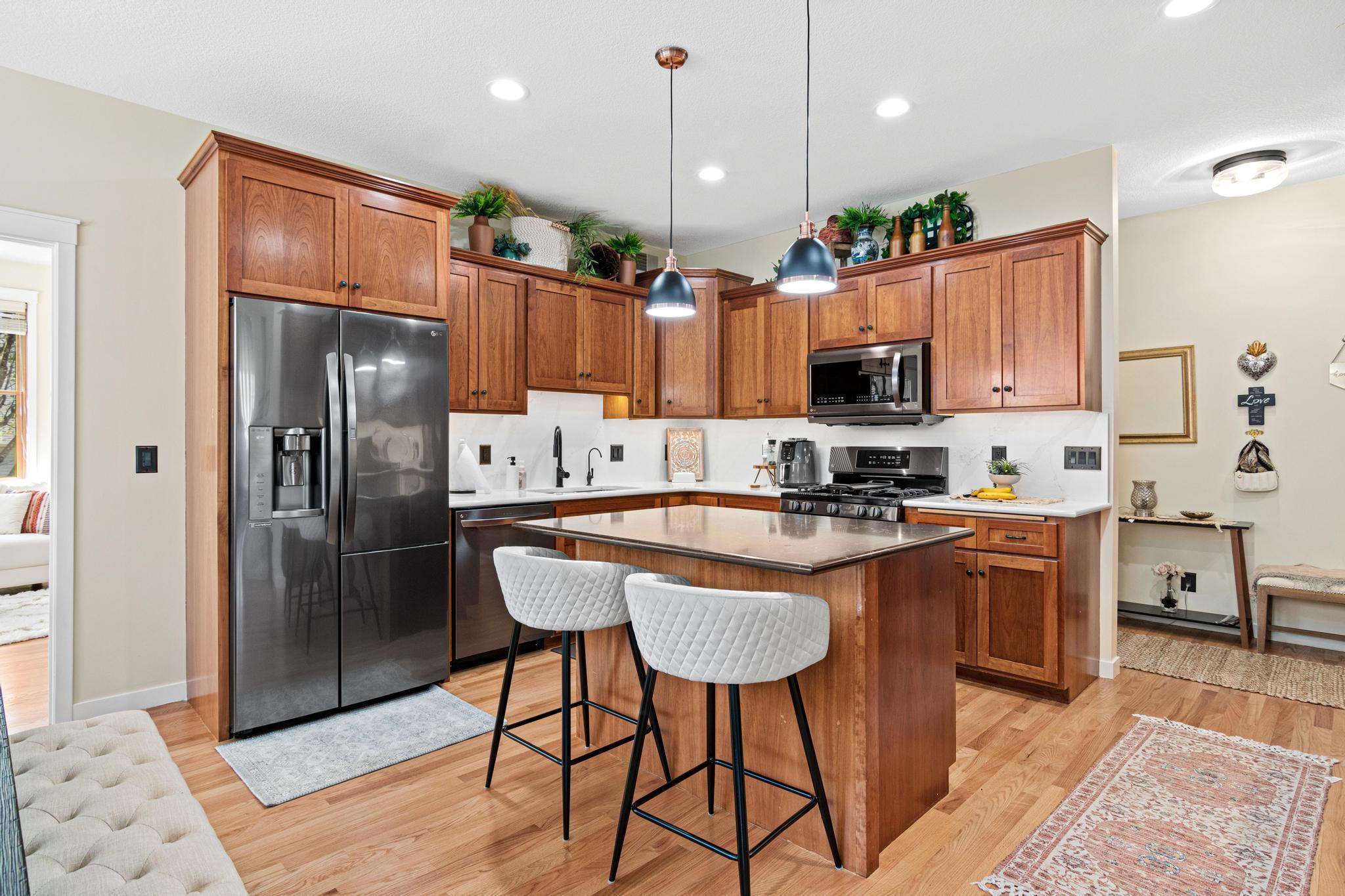 2710 Red Splendor Circle-11.jpg