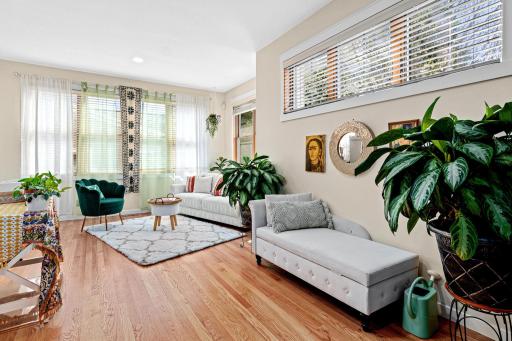 2710 Red Splendor Circle E, Saint Paul, MN 55119