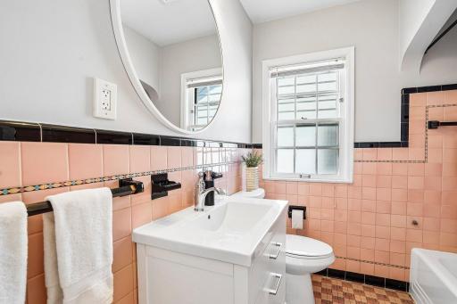 3922 Washburn Avenue N, Minneapolis, MN 55412