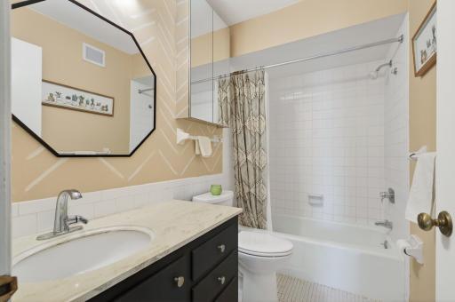 2200 Nevada Avenue S, 114, Minneapolis, MN 55426