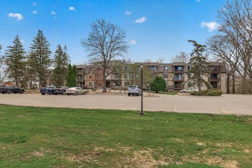 2200 Nevada Avenue S, 114, Minneapolis, MN 55426