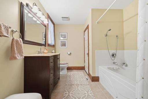 Main floor walk-through full bathroom.