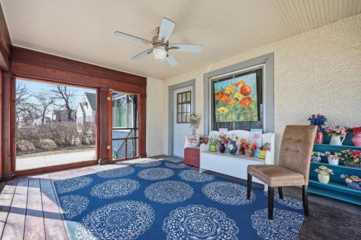 Front screened-in porch