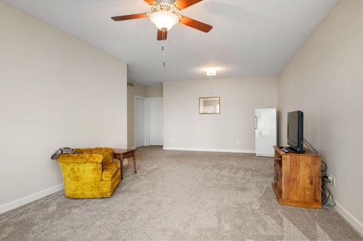 boulevard - 11623 Alpine Dr-17.jpg