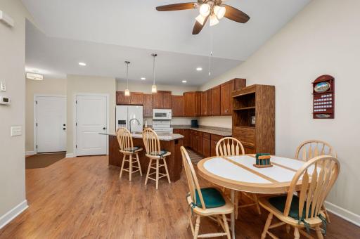 boulevard - 11623 Alpine Dr-6.jpg