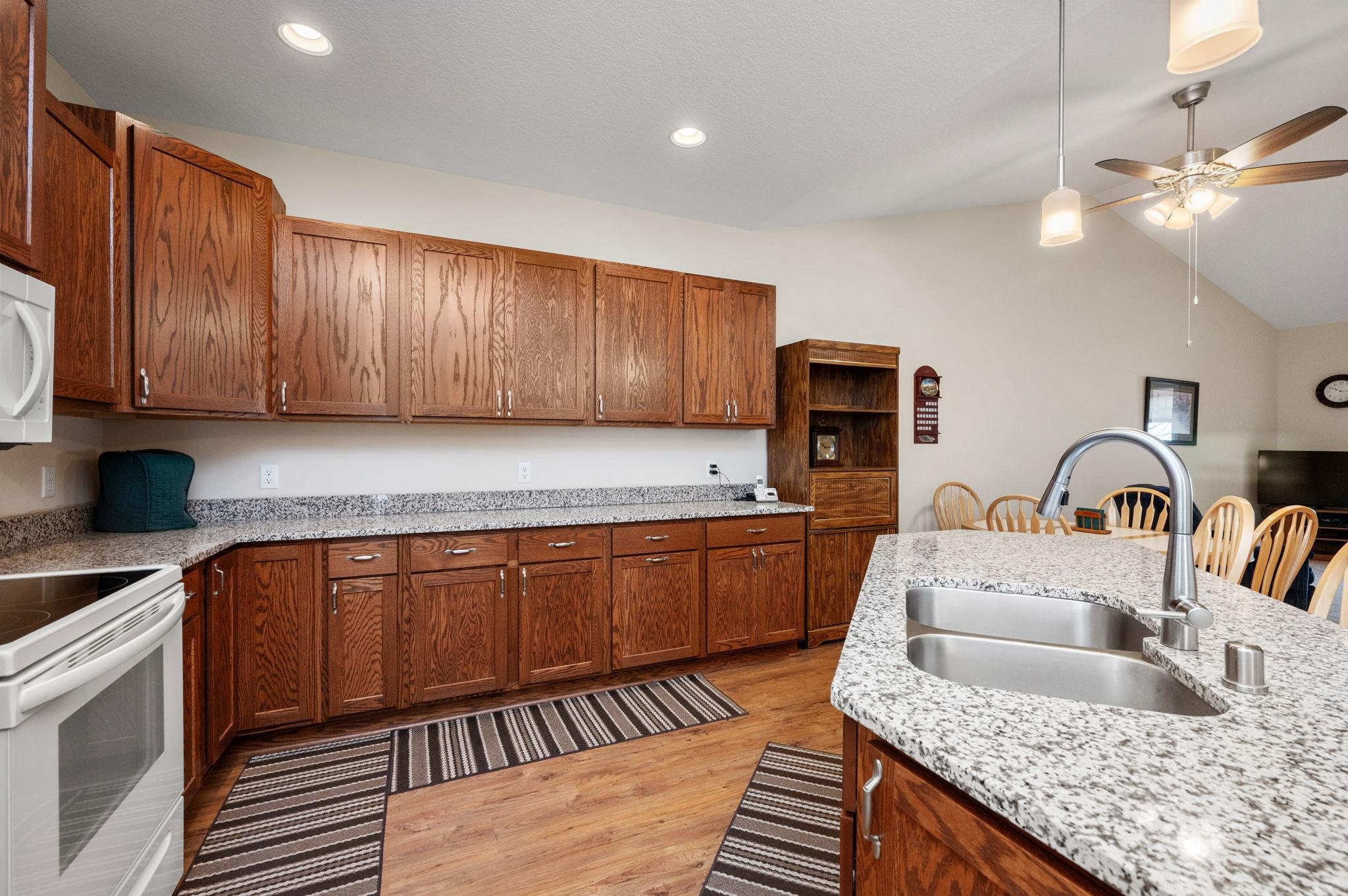 boulevard - 11623 Alpine Dr-11.jpg