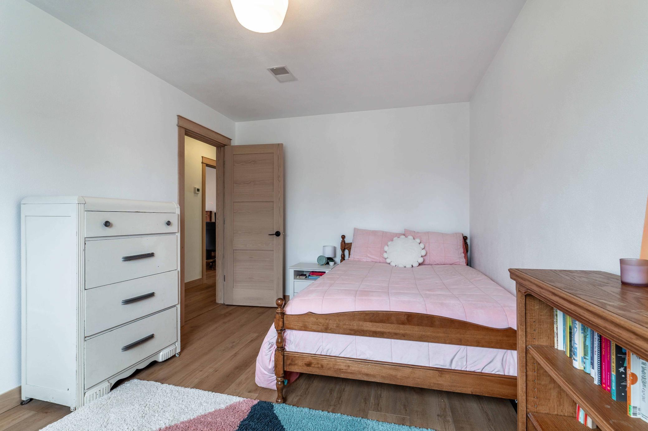 Bedroom 3 - upper level