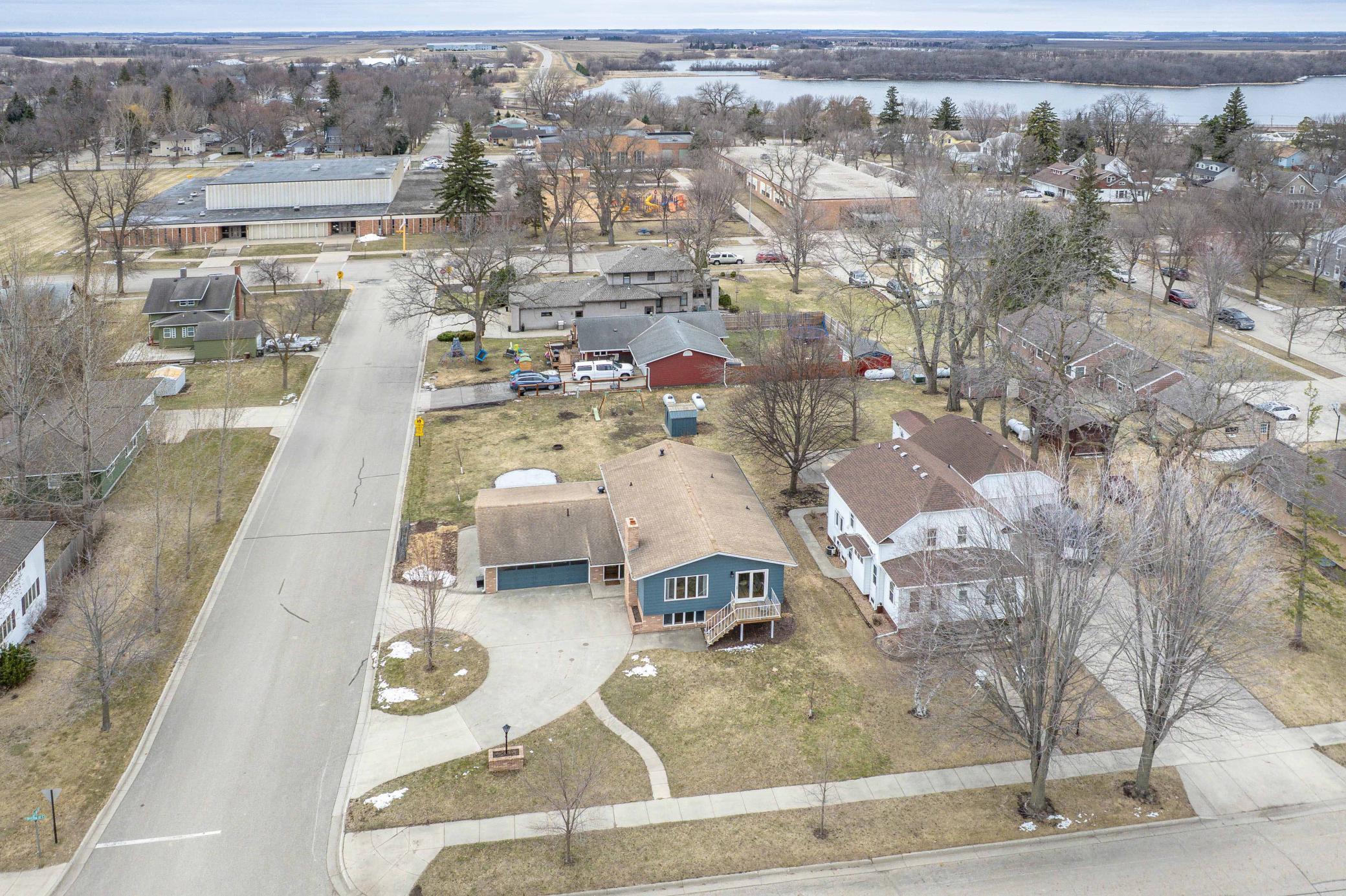 417 Division St Elbow Lake-301.jpg