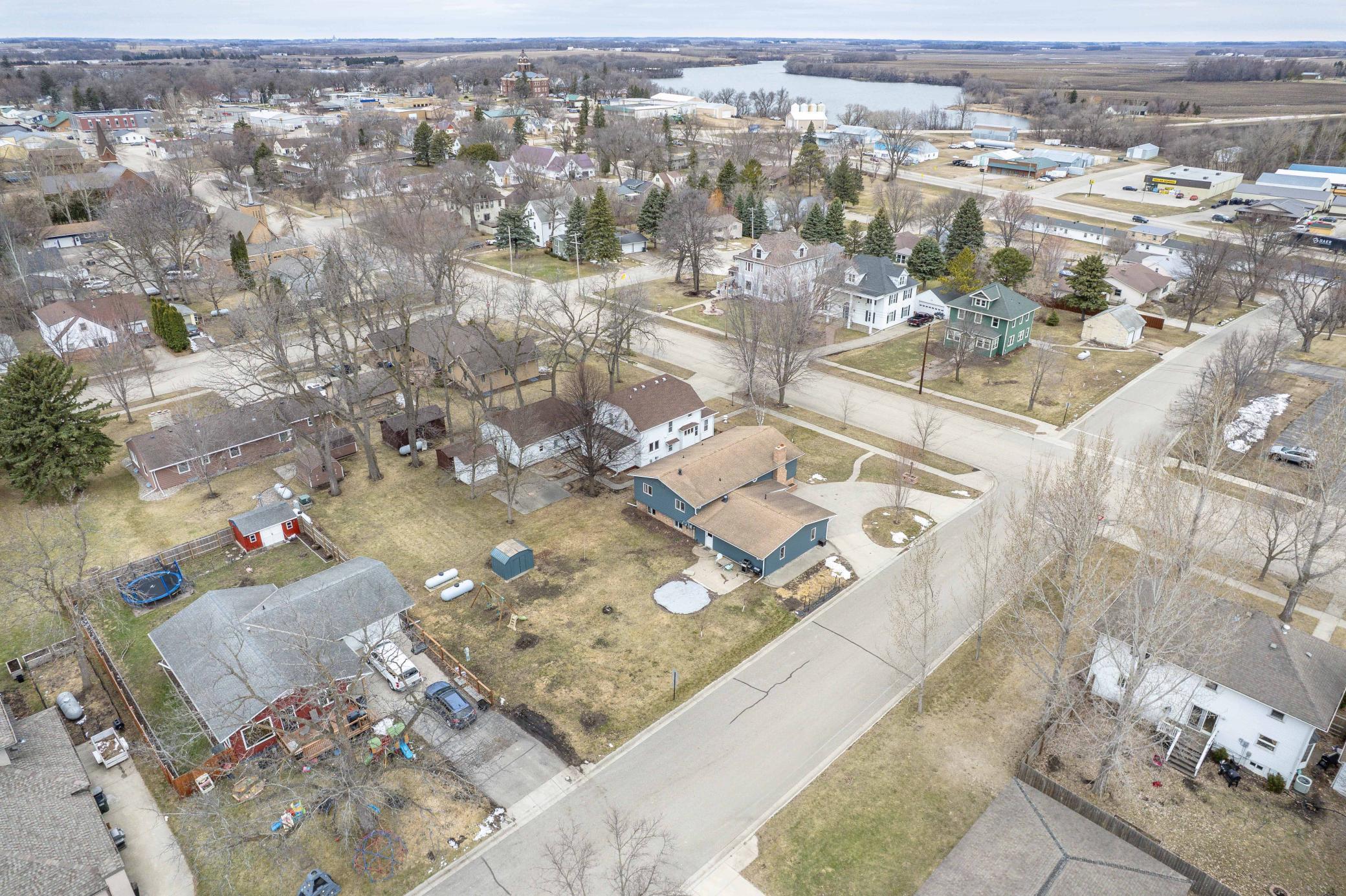 417 Division St Elbow Lake-305.jpg