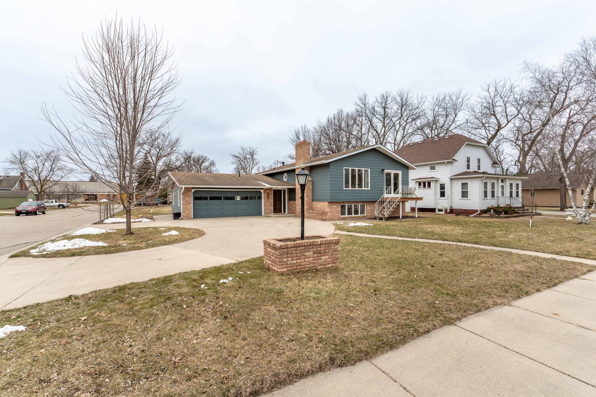 417 Division St Elbow Lake-101.jpg