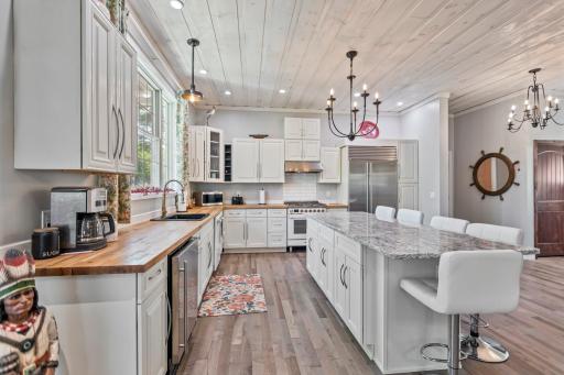 305 1st Street NE, Morristown, MN 55052