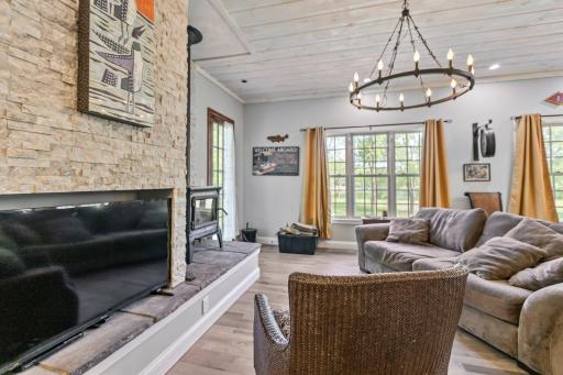 305 1st Street NE, Morristown, MN 55052