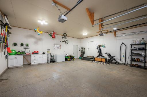3819 Cedar Creek Court, Fairmont, MN 56031
