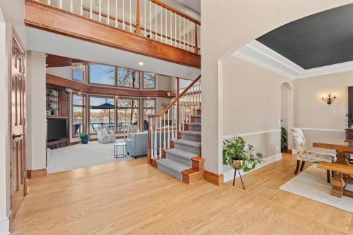 15-web-or-mls-25665 W Comfort Dr Interior-3.jpg