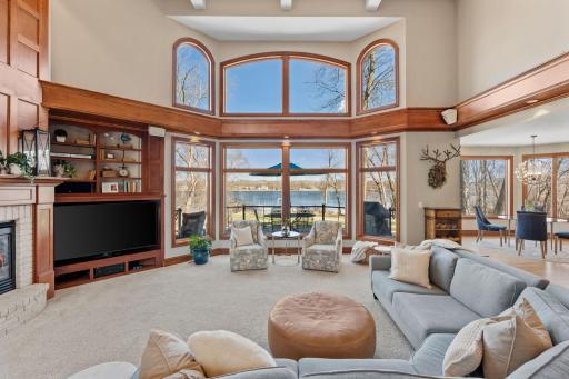 19-web-or-mls-25665 W Comfort Dr Interior-7.jpg