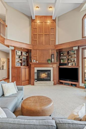 25-web-or-mls-25665 W Comfort Dr Interior-13.jpg