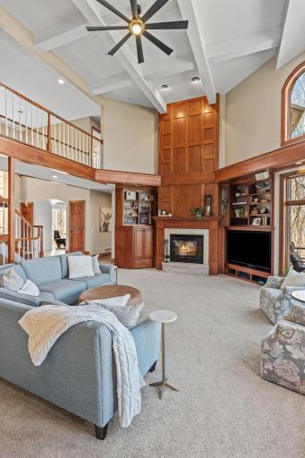29-web-or-mls-25665 W Comfort Dr Interior-17.jpg