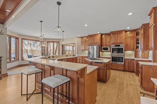 33-web-or-mls-25665 W Comfort Dr Interior-21.jpg